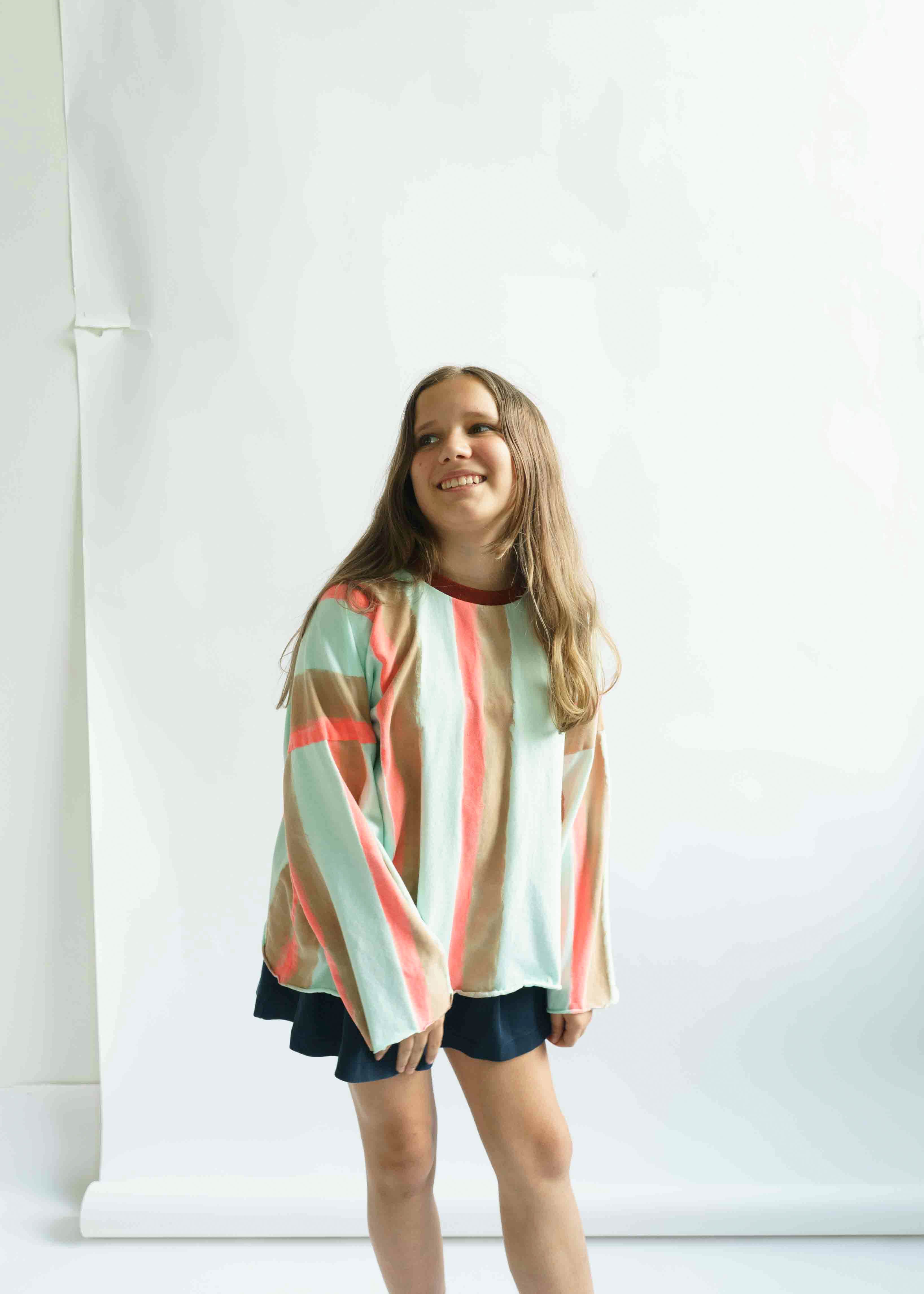 BOXY TEE / RITA - Image 6