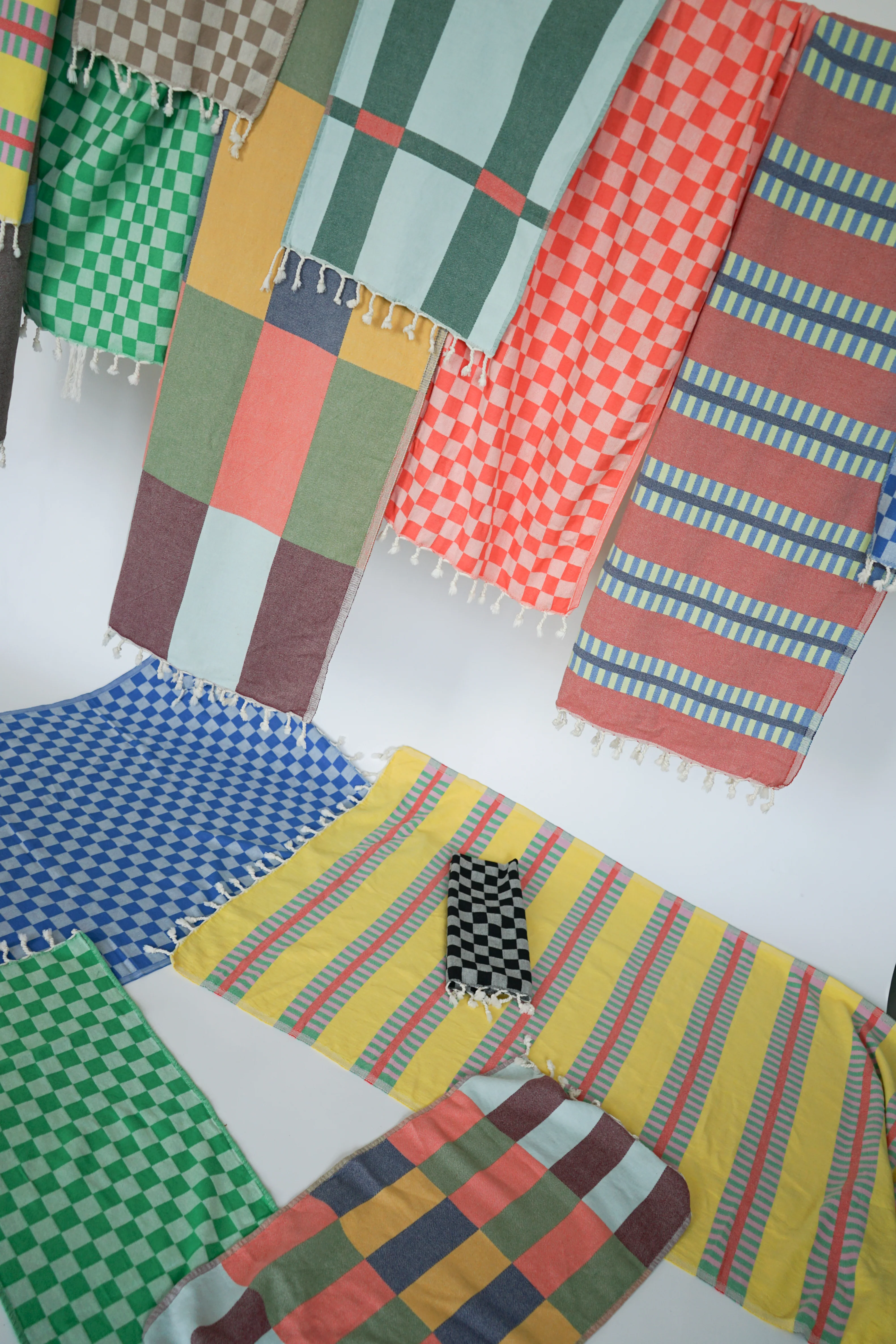 LATTICE TURKISH TOWEL / RUM PUNCH - Image 13