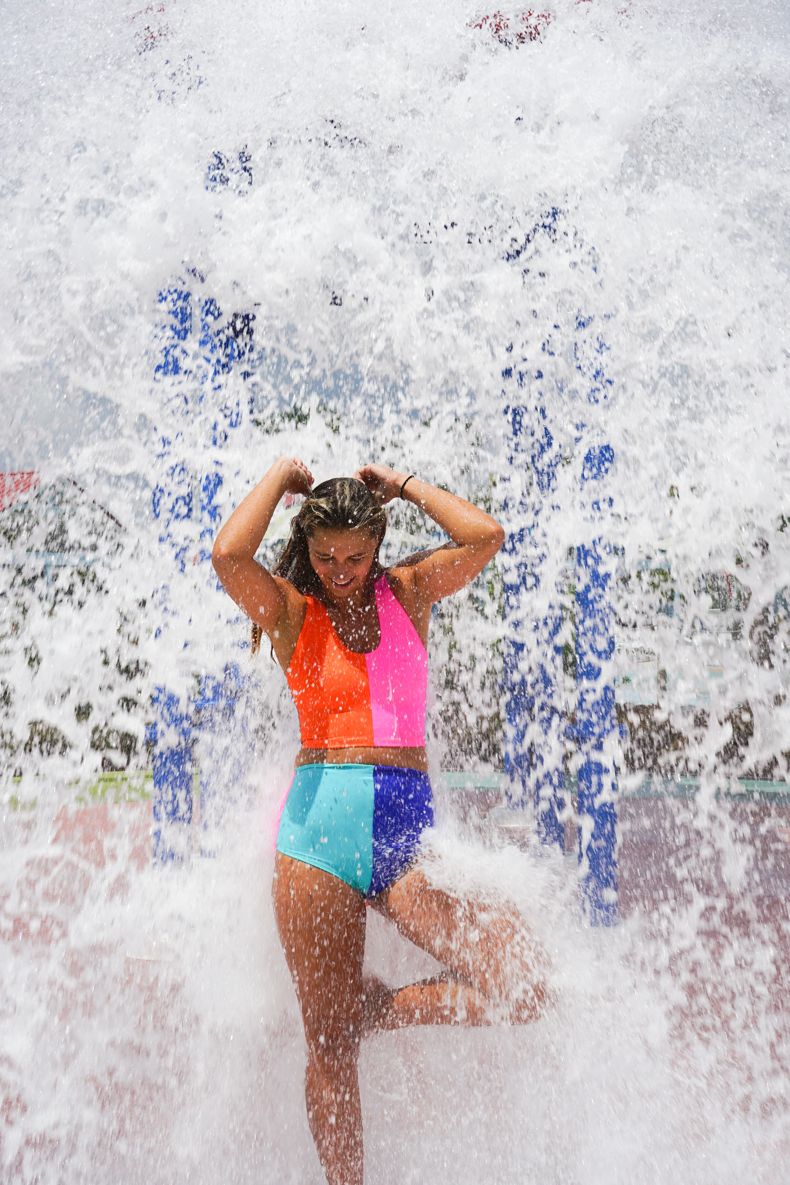SWIM BRITCHES / BEACH BALL - Image 12